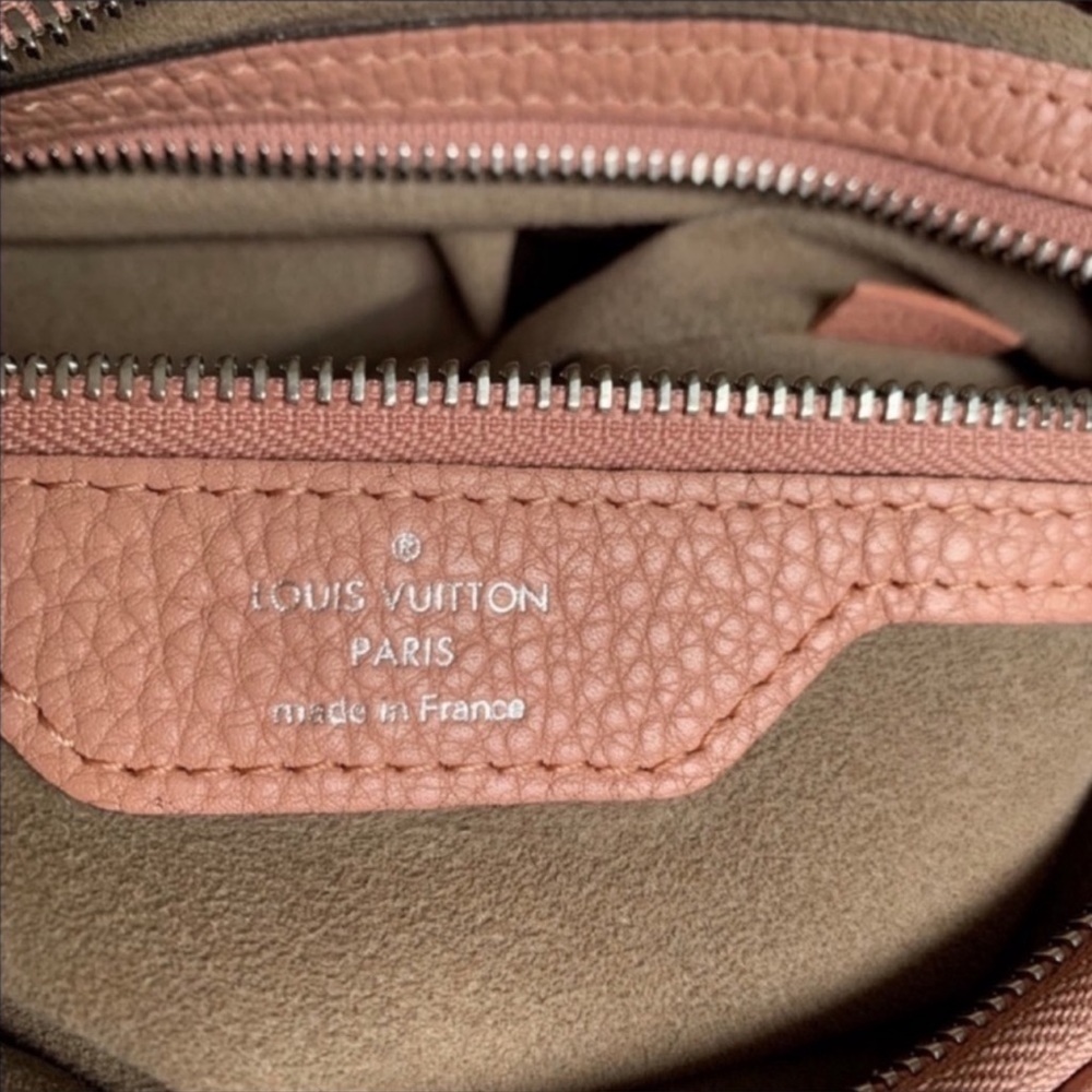 Louis Vuitton Mahina Selene PM Rose - Picture 9 of 14
